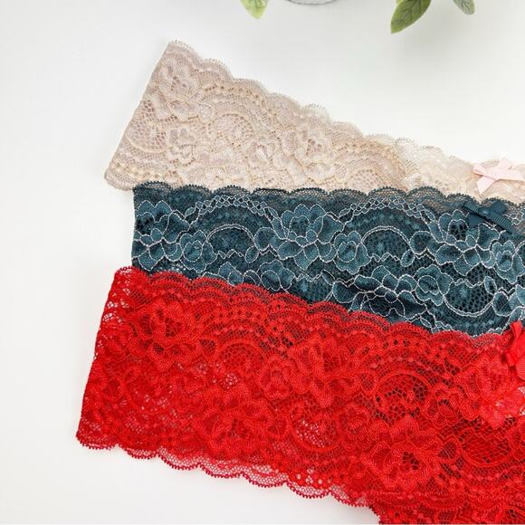 Skarlett Blue Obsessed Lace Thong 3-Pack Size Large - Picture 2 of 4